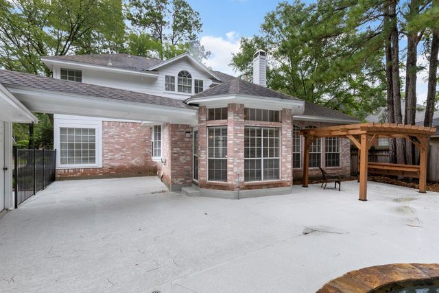 27 Stargazer Place, The Woodlands, TX 77381