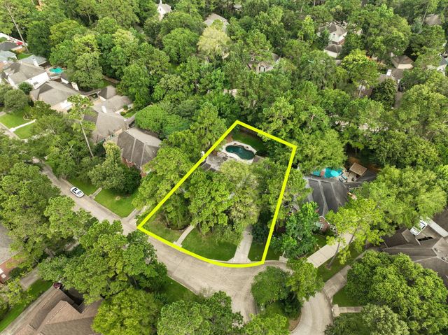 27 Stargazer Place, The Woodlands, TX 77381