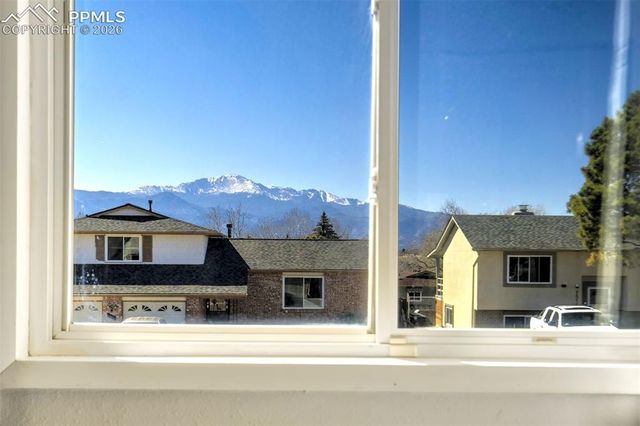 1505 Hathaway Drive, Colorado Springs, CO 80915