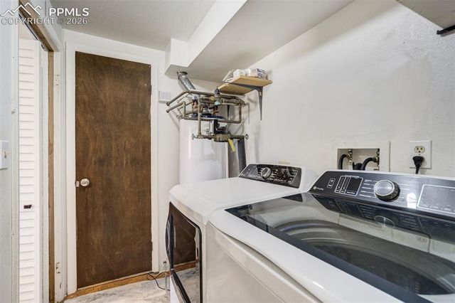 1505 Hathaway Drive, Colorado Springs, CO 80915