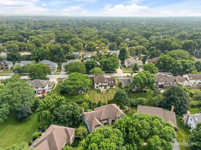 475 Prairie Knoll Drive, Naperville, IL 60565
