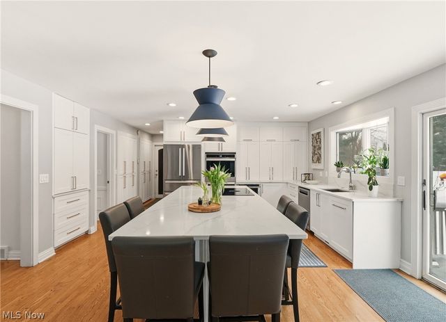 35729 Quartermane Circle, Bentleyville, OH 44139