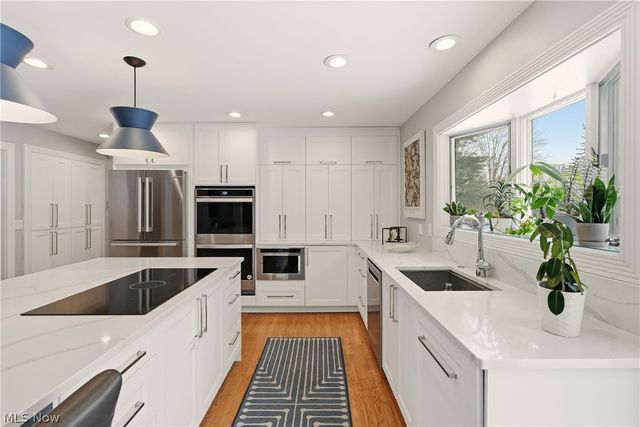 35729 Quartermane Circle, Bentleyville, OH 44139