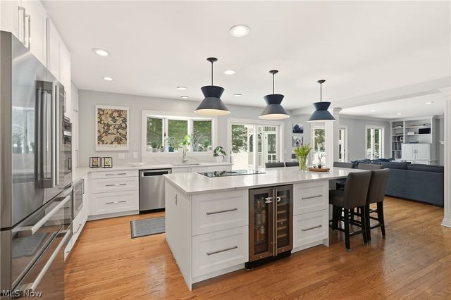 35729 Quartermane Circle, Bentleyville, OH 44139