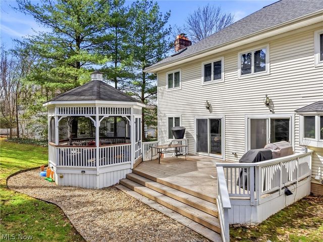 35729 Quartermane Circle, Bentleyville, OH 44139