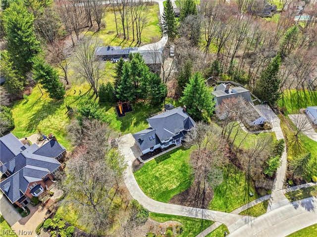 35729 Quartermane Circle, Bentleyville, OH 44139