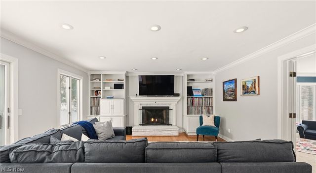 35729 Quartermane Circle, Bentleyville, OH 44139