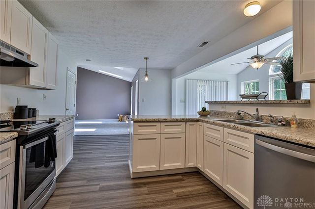 1536 Old Lane Avenue, Kettering, OH 45409