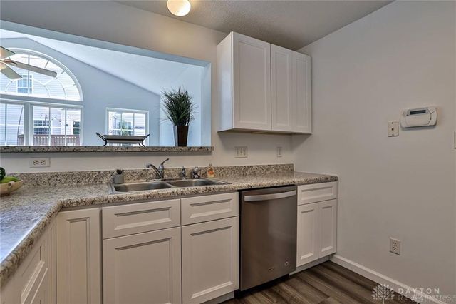 1536 Old Lane Avenue, Kettering, OH 45409