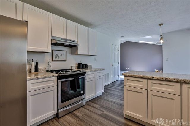 1536 Old Lane Avenue, Kettering, OH 45409