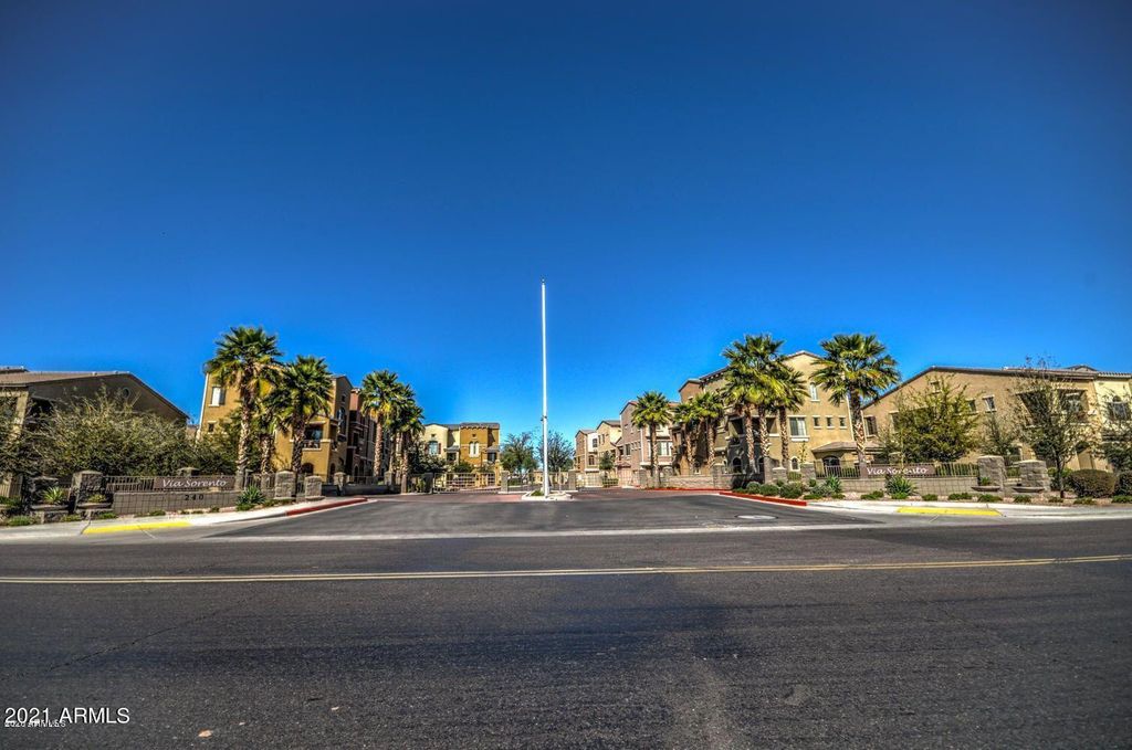 240 W Juniper Avenue Unit 1005, Gilbert, AZ 85233