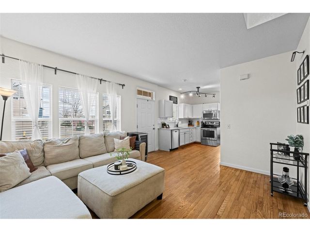 1498 Red Cliff Way, Castle Rock, CO 80109