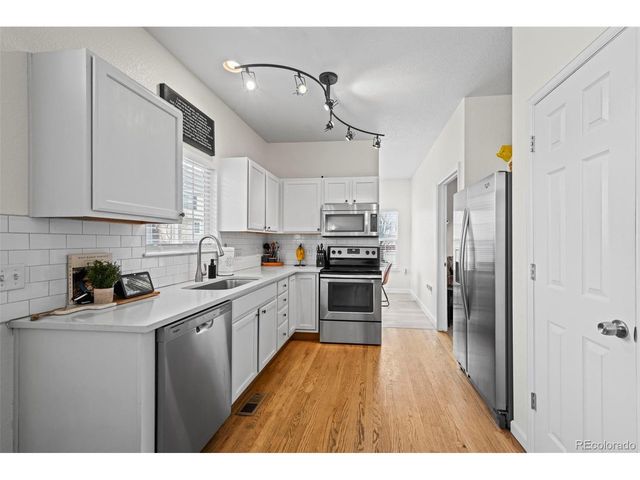 1498 Red Cliff Way, Castle Rock, CO 80109