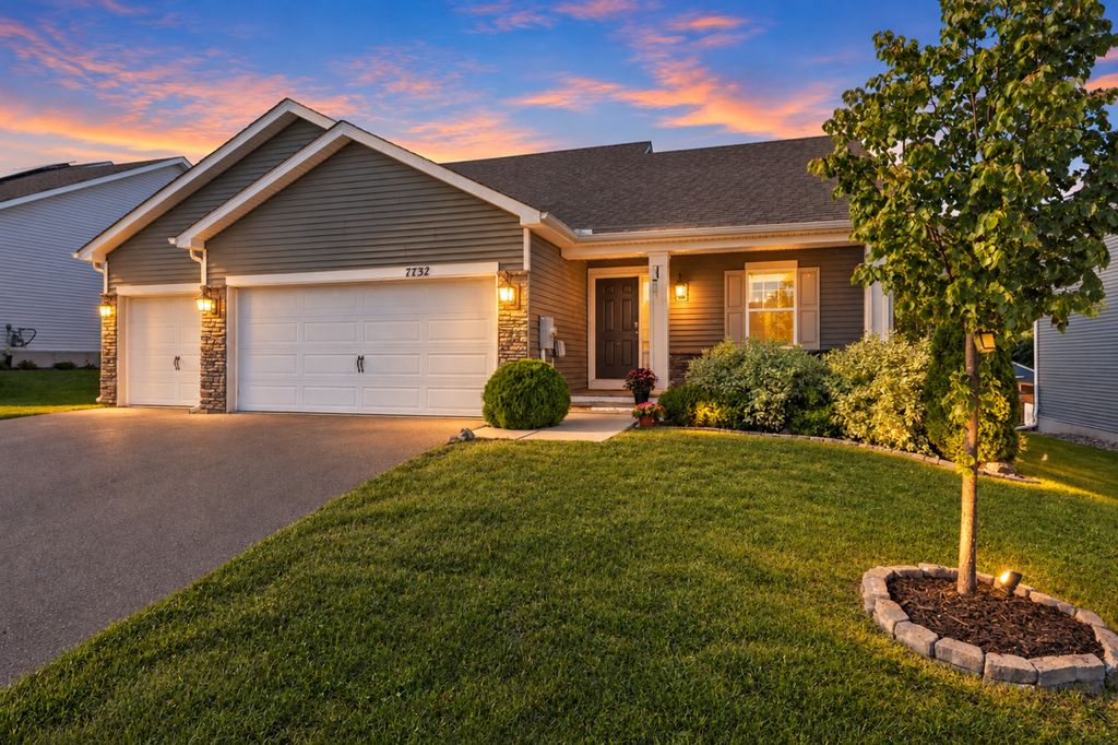 7737 205th Street W, Lakeville, MN 55044 — exterior