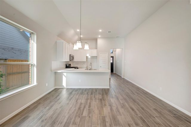 21927 Pecan Buff Drive, Waller, TX 77484