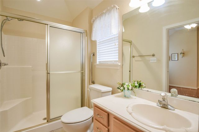 1010 Hayden Court, Granbury, TX 76048