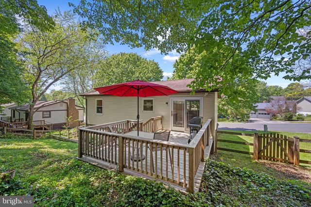 1956 GARDENIA ST, Sykesville, MD 21784