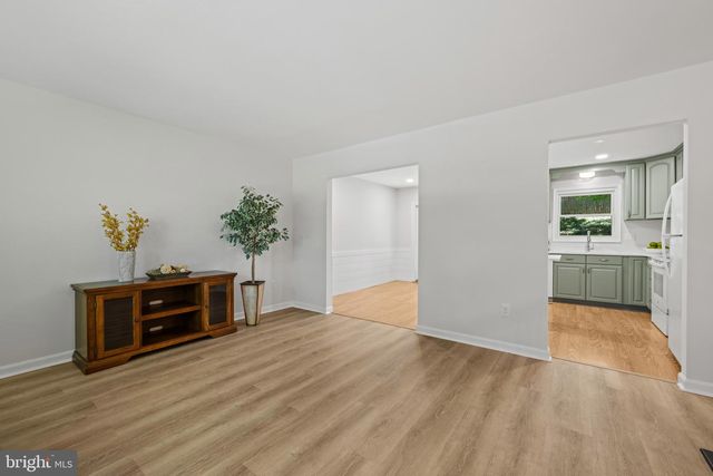1956 GARDENIA ST, Sykesville, MD 21784