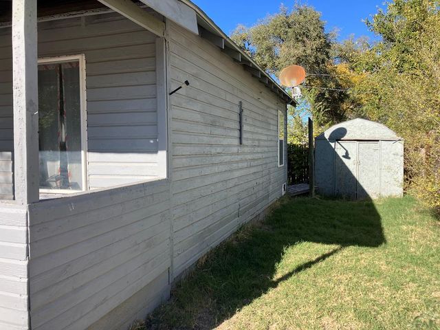 609 Maple Ave, Rocky Ford, CO 81067