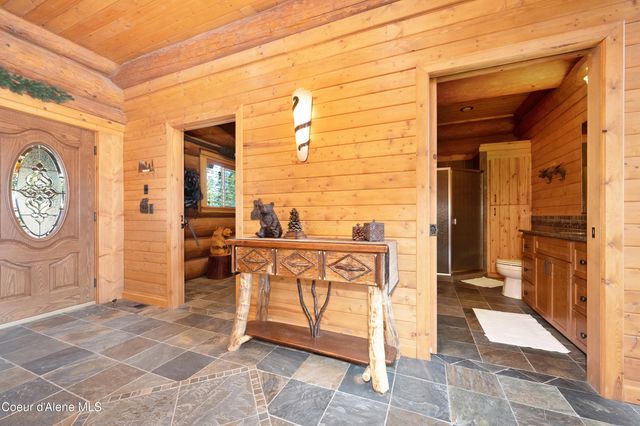 122 Makridge Lane, Kingston, ID 83839