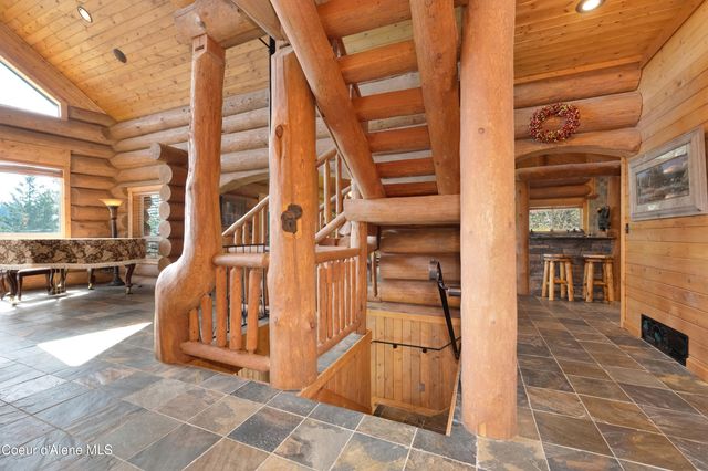 122 Makridge Lane, Kingston, ID 83839