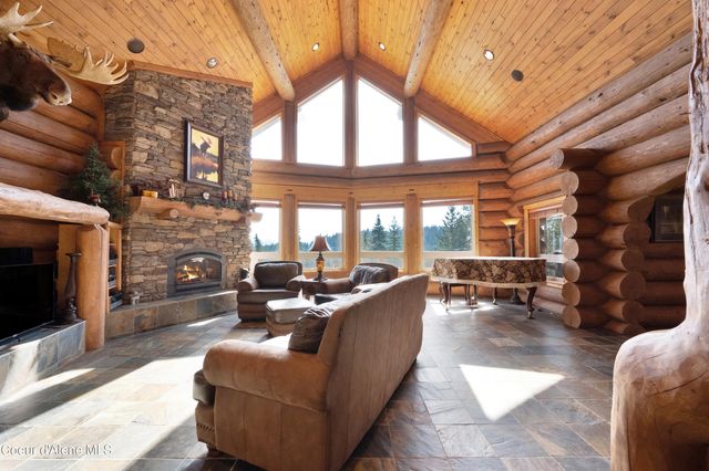 122 Makridge Lane, Kingston, ID 83839