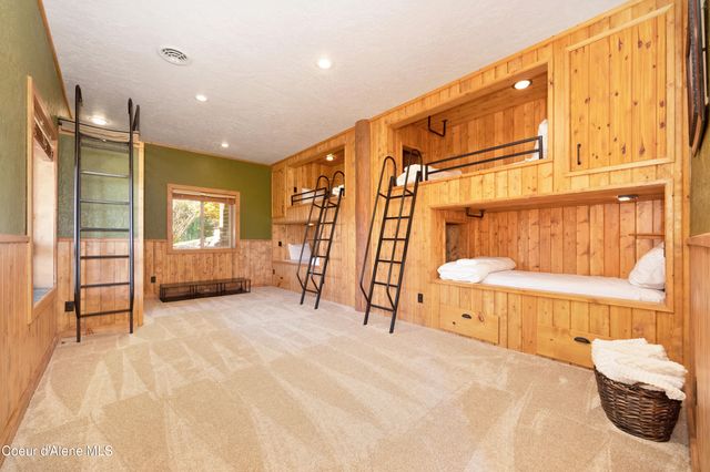 122 Makridge Lane, Kingston, ID 83839