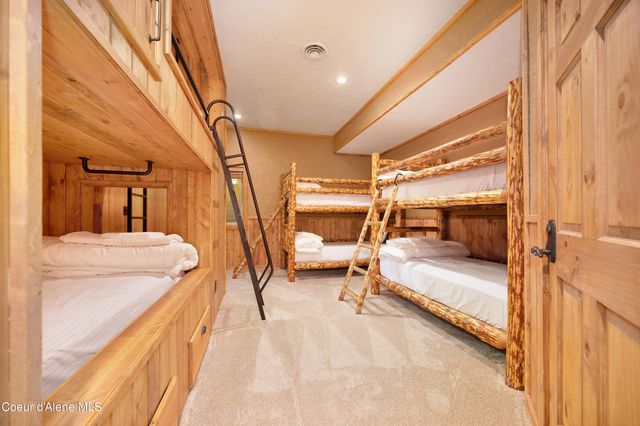 122 Makridge Lane, Kingston, ID 83839