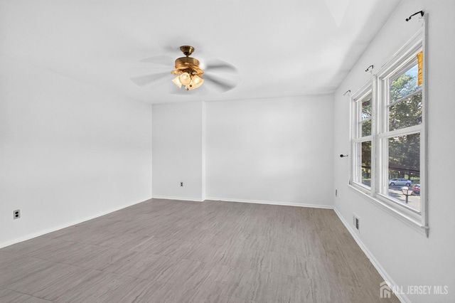 71 Highview Drive, Woodbridge Proper, NJ 07095