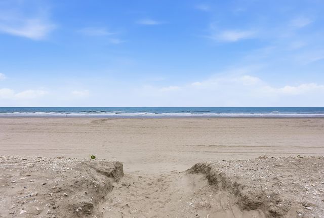 5200 N Ocean Blvd Unit 201, North Myrtle Beach, SC 29582