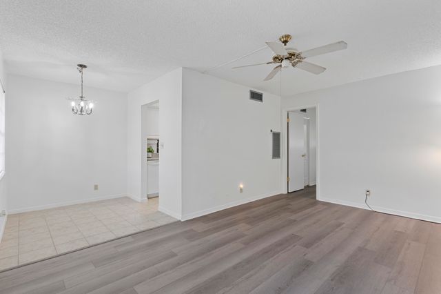 1230 Old Boynton Road 203, Boynton Beach, FL 33426