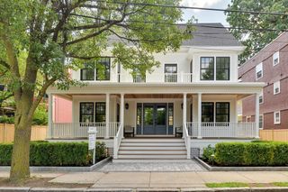 74 Hammond St, Cambridge, MA 02138