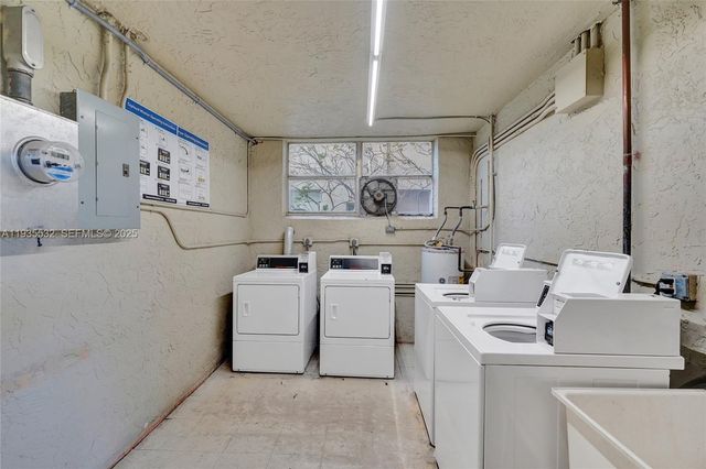 1810 SW 81st Avenue 2108, North Lauderdale, FL 33068