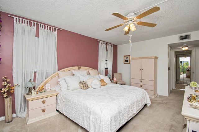 23370 N Carolwood Lane N 409, Boca Raton, FL 33428