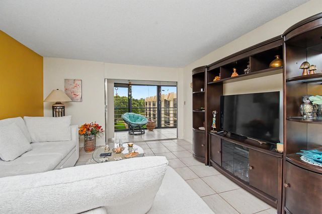 23370 N Carolwood Lane N 409, Boca Raton, FL 33428