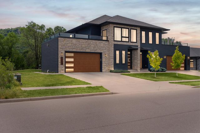 3013 Red Clover Street, Holmen, WI 54636
