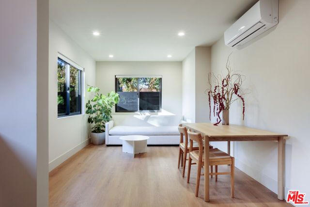 859 N Mansfield Avenue 6902, Los Angeles, CA 90038