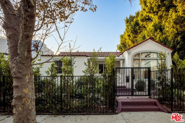 859 N Mansfield Avenue 6902, Los Angeles, CA 90038