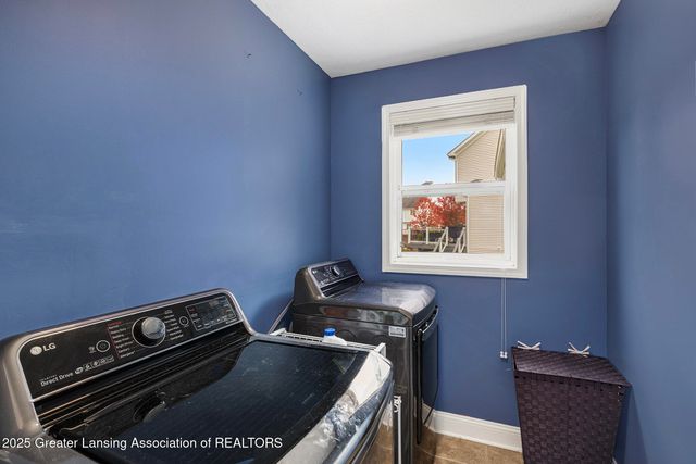 1106 Cobblestone Court, Williamston, MI 48895