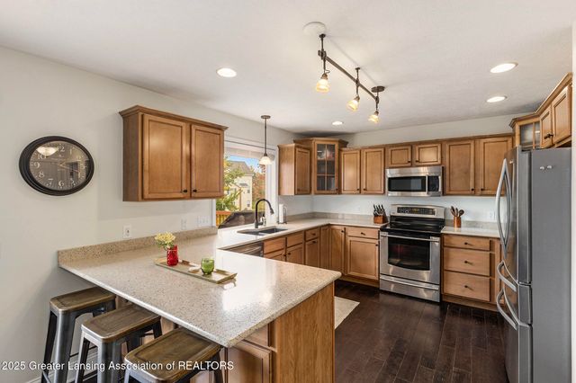 1106 Cobblestone Court, Williamston, MI 48895