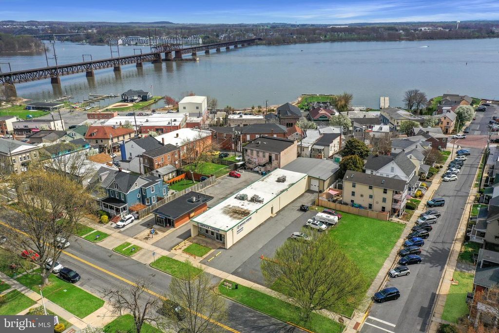 Image 19 of property listing at 311 N UNION AVE, Havre De Grace, MD 21078