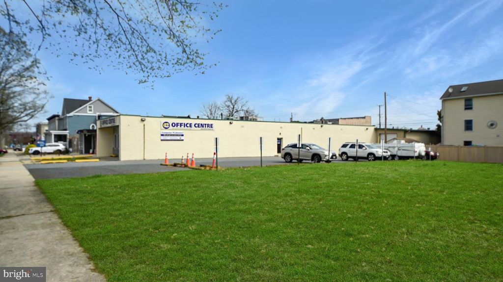 Image 5 of property listing at 311 N UNION AVE, Havre De Grace, MD 21078