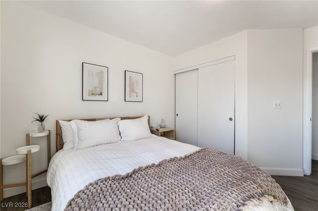 2717 LOVINGTON Drive, Henderson, NV 89074