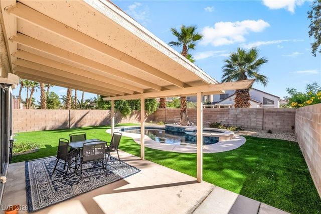 2717 LOVINGTON Drive, Henderson, NV 89074