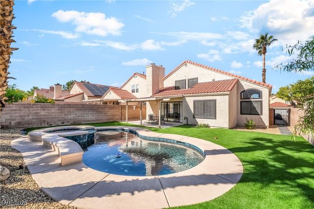 2717 LOVINGTON Drive, Henderson, NV 89074