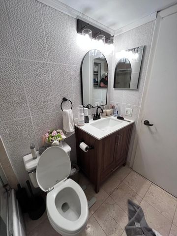 540 Brickell Key Drive 1721, Miami, FL 33131