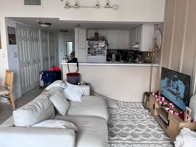 540 Brickell Key Drive 1721, Miami, FL 33131