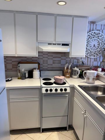 540 Brickell Key Drive 1721, Miami, FL 33131