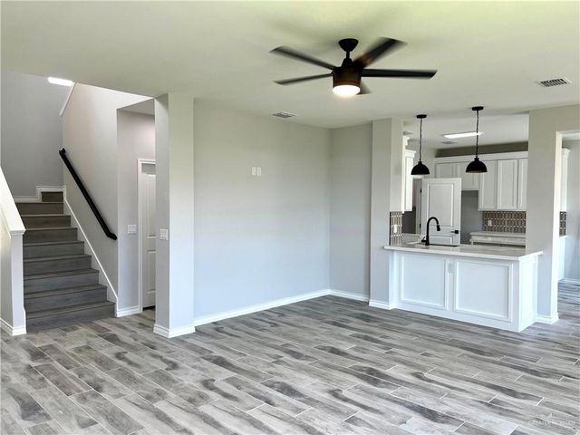 2332 N Peking Street, Mcallen, TX 78501