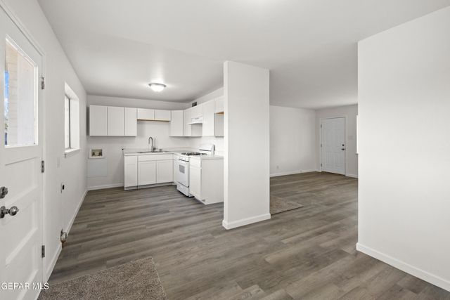 412 INDIAN Place, El Paso, TX 79907